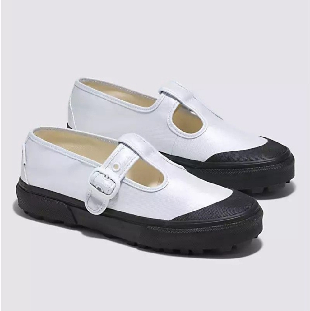 NWOT Vans Women's White Coated Canvas Mary Janes Sneakers size 10